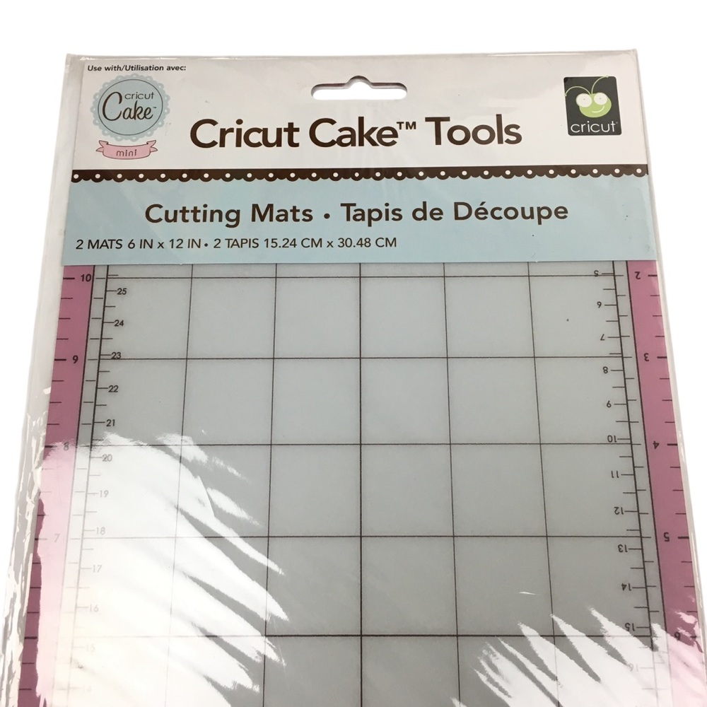 CRICUT Cake Tools Mini Cutting Mats 6 in x 12 in Set of 2 Food Grade NEW NWT - Picture 2 of 6